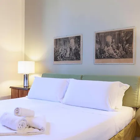 Florence Huge Apartment With Private Garden-2